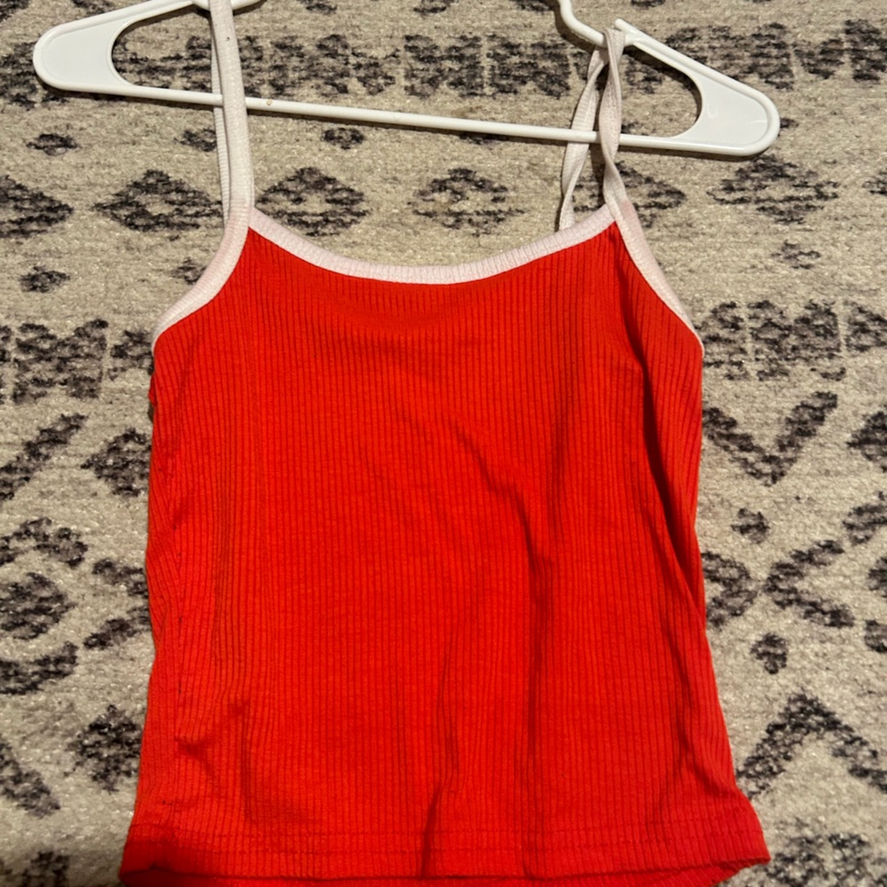 Rue 21 tank